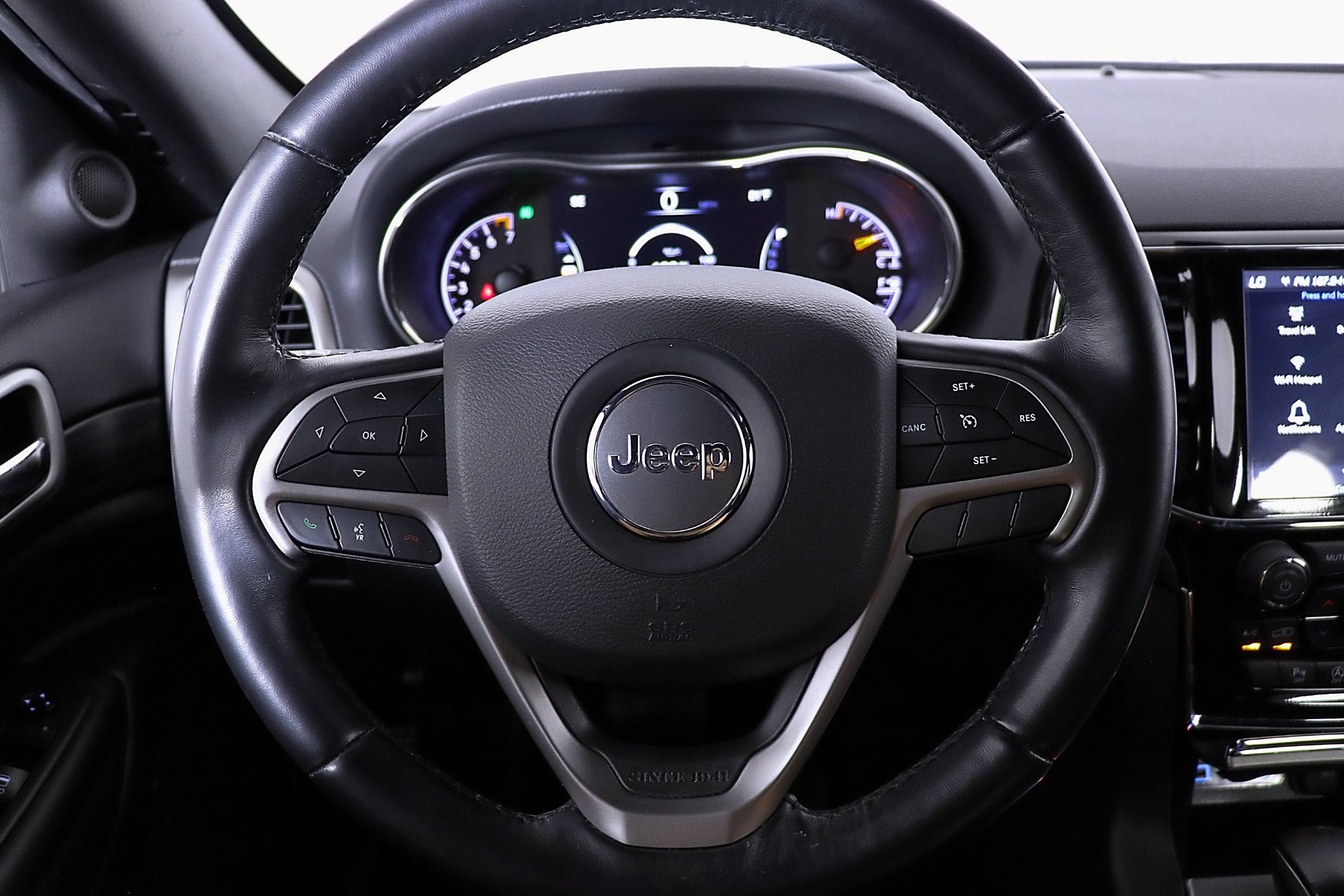 Used 2021 Jeep Grand Cherokee Laredo X RWD image 18