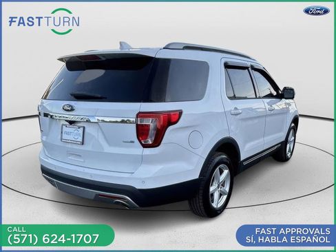 Used 2016 Ford Explorer XLT w/ Equipment Group 201A AWD/4WD image 12