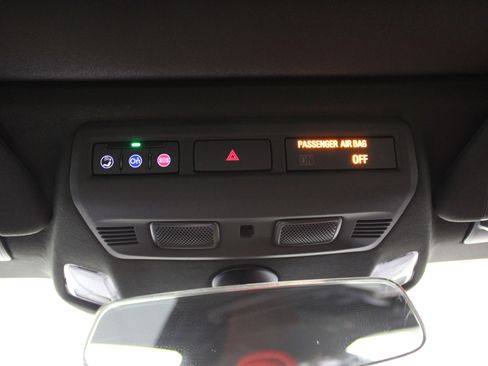 Used 2020 Chevrolet Corvette Stingray Coupe w/ 1LT image 27