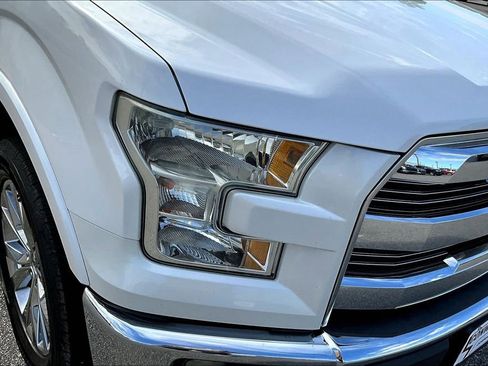 Used 2017 Ford F150 Lariat image 34