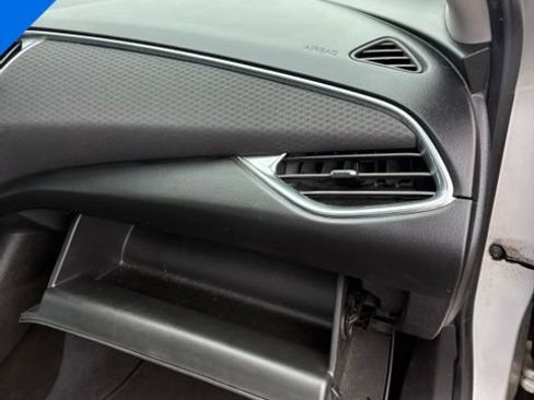 Used 2019 Chevrolet Malibu LT w/ Driver Confidence Package II FWD image 34