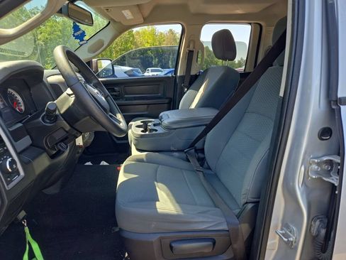 Used 2014 RAM 1500 Express AWD/4WD image 8
