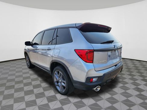 Used 2023 Honda Passport EX-L image 3