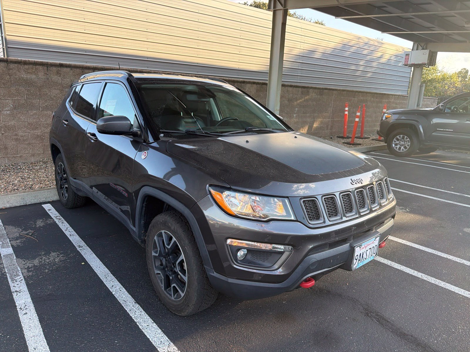 Used 2019 Jeep Compass Trailhawk AWD/4WD image 2