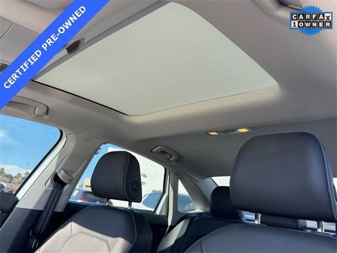 Certified 2024 Volkswagen Jetta SEL image 9