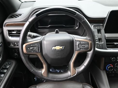 Used 2024 Chevrolet Suburban High Country w/ Advanced Technology Package image 20