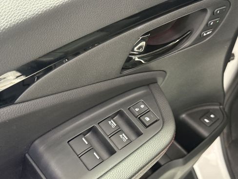 Used 2025 Honda Passport Black Edition image 16
