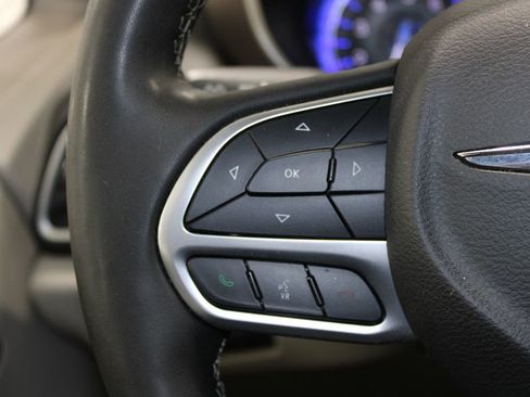 Used 2023 Chrysler Voyager LX FWD image 29