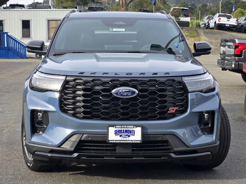 New 2026 Ford Explorer ST image 3
