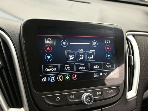Used 2024 Chevrolet Malibu LT FWD image 22
