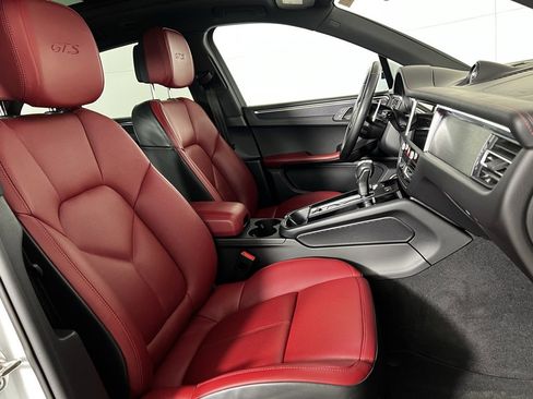 Certified 2023 Porsche Macan GTS image 19