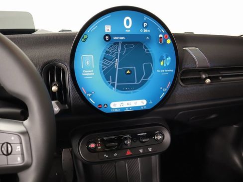 New 2025 MINI Cooper 2-Door Hardtop FWD image 5