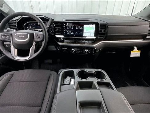 New 2026 GMC Sierra 2500 SLE AWD/4WD image 6