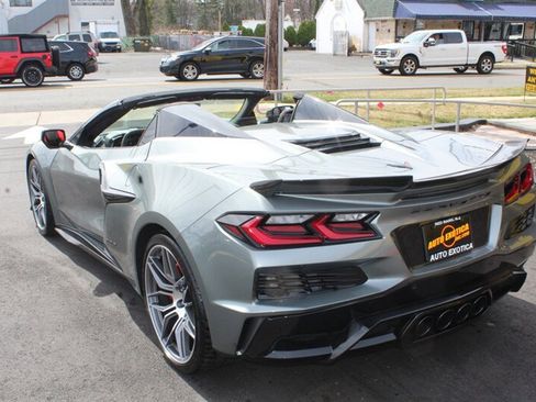 Used 2023 Chevrolet Corvette Z06 RWD image 6