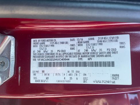 Used 2017 Ford Escape SE w/ SE Cold Weather Package AWD/4WD image 30