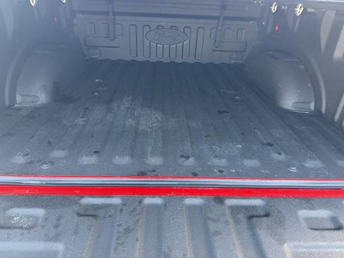 Used 2022 Ford F150 Lariat image 12