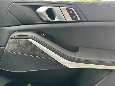 Certified 2022 BMW X5 xDrive45e w/ Climate Comfort Package image 22