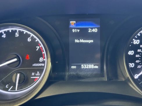 Used 2024 Toyota Camry SE image 17