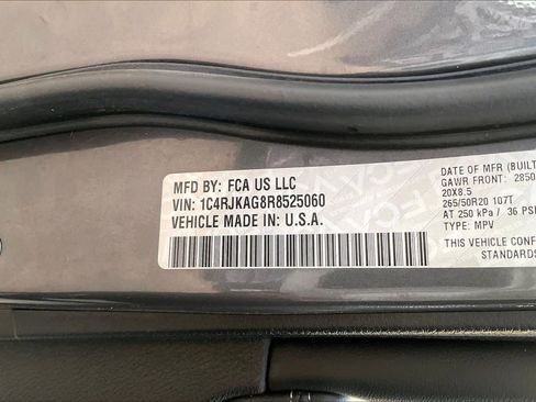 Used 2024 Jeep Grand Cherokee L Altitude image 35