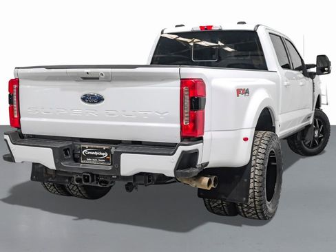 Used 2023 Ford F350 Lariat w/ Lariat Ultimate Package image 8