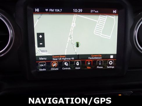 Certified 2022 Jeep Wrangler Unlimited Sahara w/ Safety Group image 13