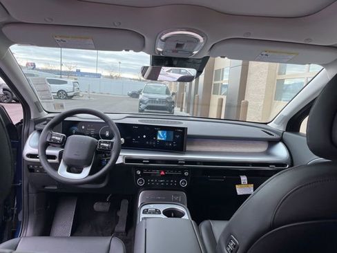 New 2026 Hyundai Ioniq 9 Limited AWD/4WD image 19