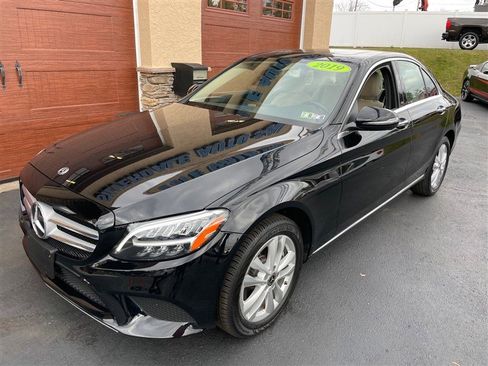 Used 2019 Mercedes-Benz C 300 4MATIC Sedan image 2