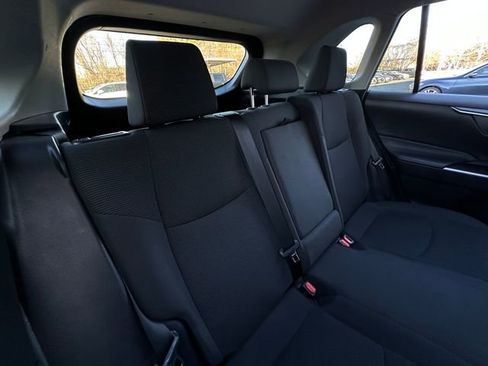 Used 2020 Toyota RAV4 LE image 32