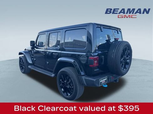 Used 2022 Jeep Wrangler Unlimited Sahara w/ Cold Weather Group image 5