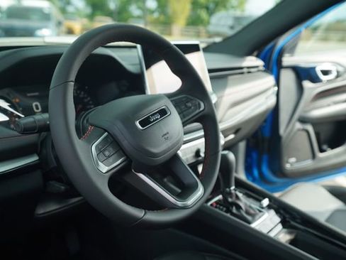 New 2025 Jeep Compass Trailhawk w/ Sun & Sound Group image 26