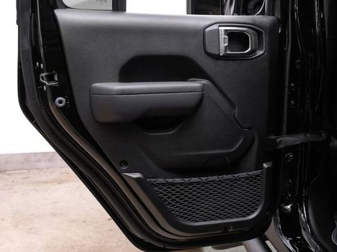 Used 2025 Jeep Gladiator Rubicon w/ Safety Group image 84