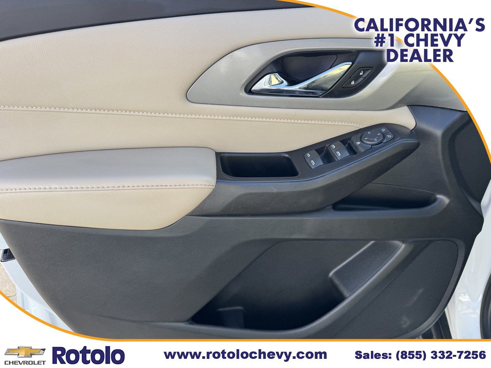 Used 2022 Chevrolet Traverse LS FWD image 17