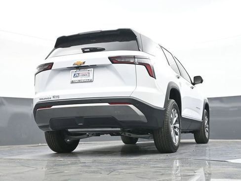New 2026 Chevrolet Equinox LT w/ Safety and Technology Package FWD image 51