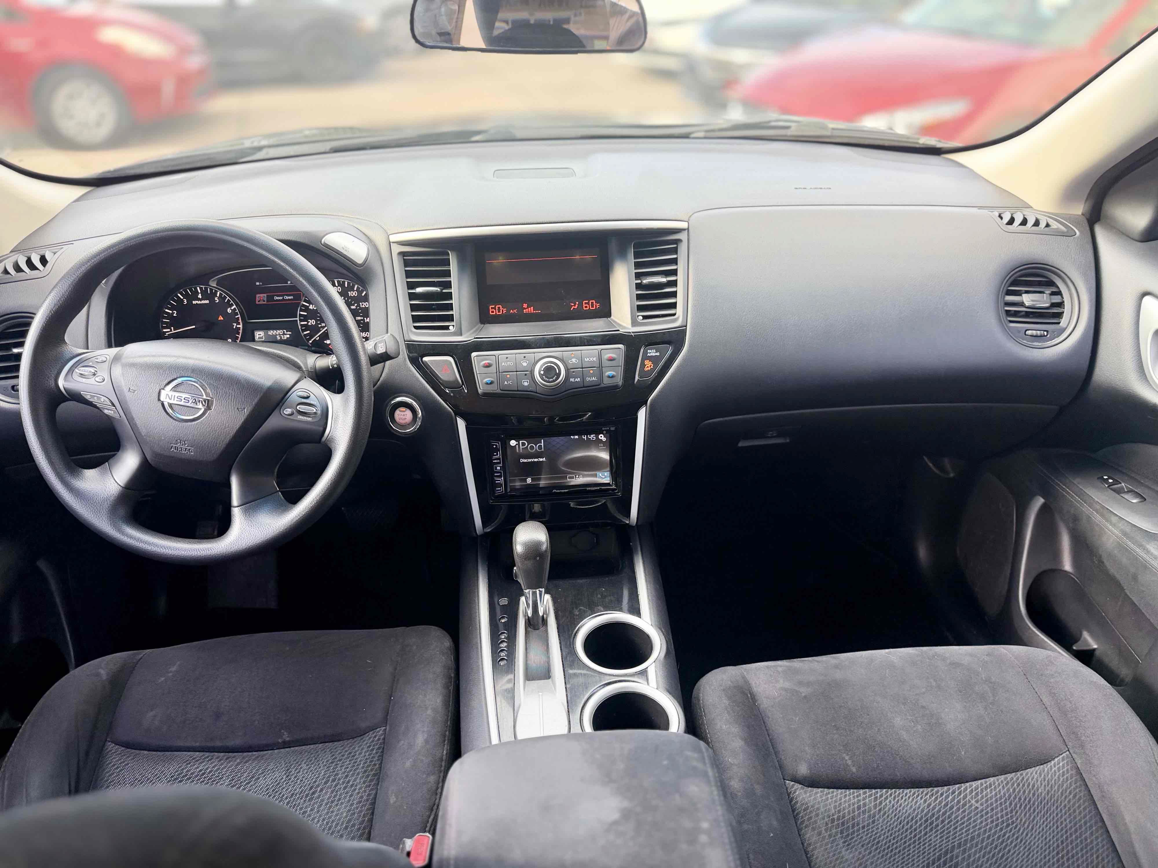 Used 2015 Nissan Pathfinder S FWD image 15