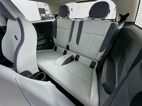 Certified 2025 MINI Cooper S FWD image 17