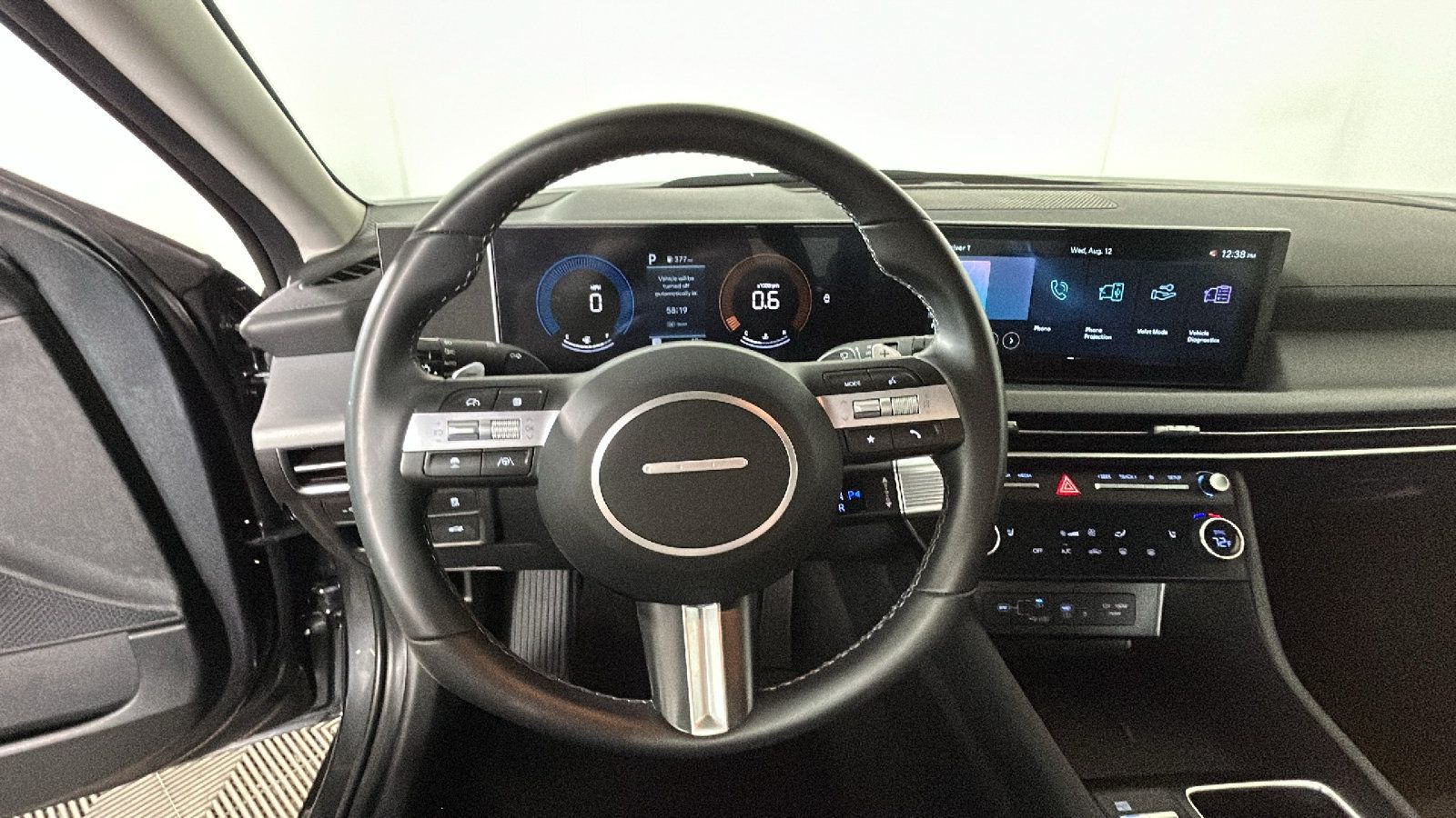 Used 2026 Hyundai Sonata SEL FWD image 17