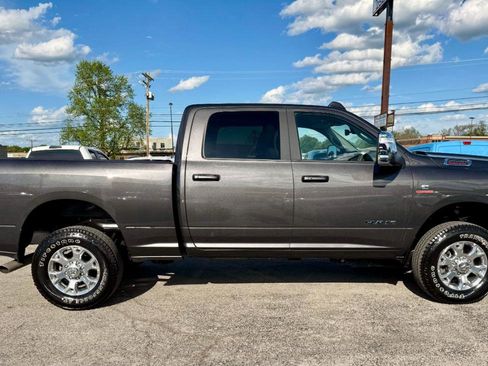 Used 2024 RAM 2500 Laramie w/ Safety Group AWD/4WD image 9