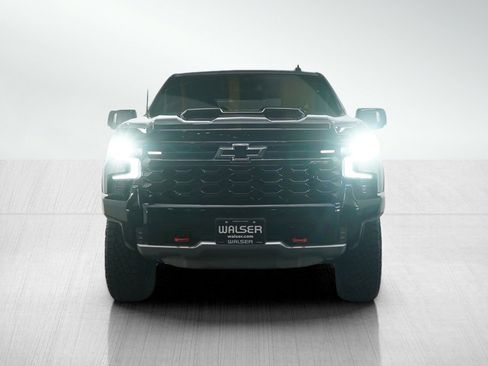 Used 2024 Chevrolet Silverado 1500 ZR2 image 8