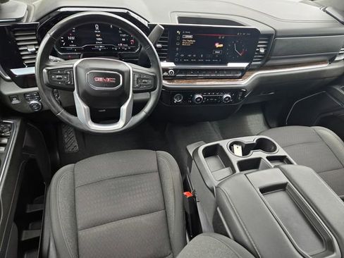 Used 2024 GMC Sierra 1500 Elevation w/ X31 Off-Road Package AWD/4WD image 13