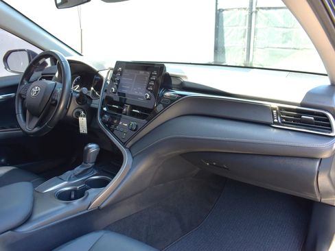 Used 2021 Toyota Camry SE FWD image 46