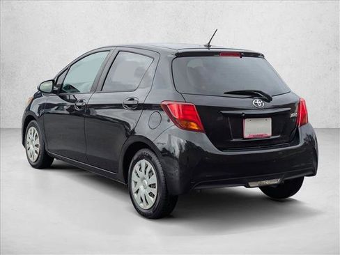 Used 2017 Toyota Yaris L w/ Carpet Mat Package image 8