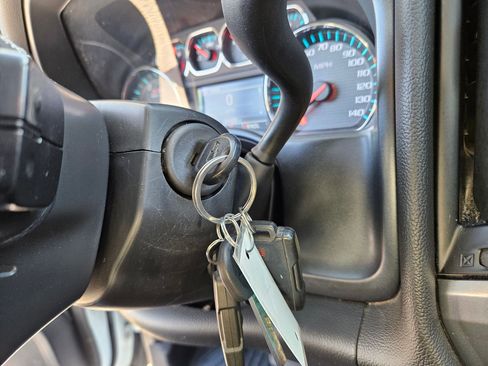 Used 2019 Chevrolet Silverado 3500 LT w/ LT Convenience Package image 19