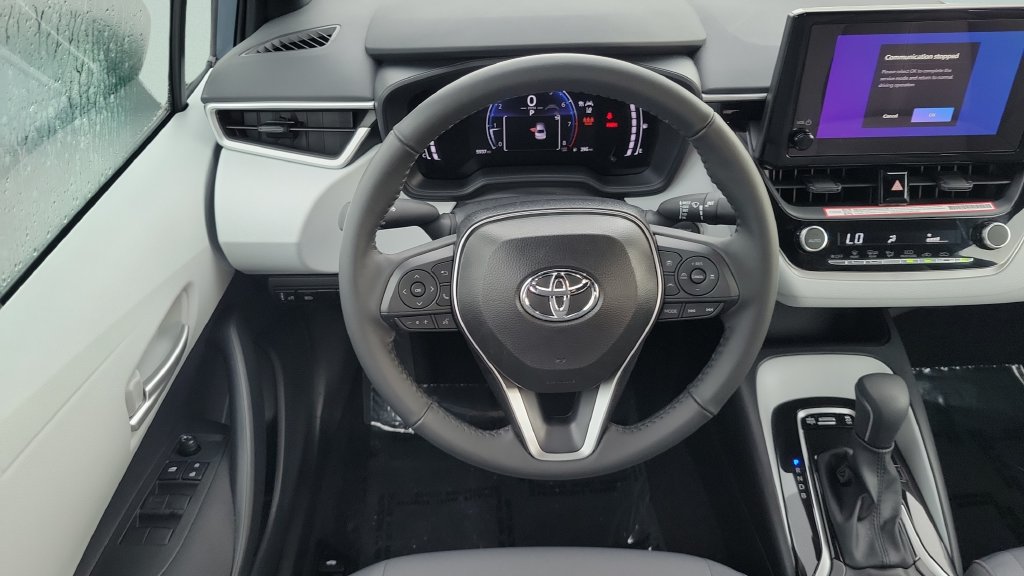 Used 2026 Toyota Corolla SE FWD image 11