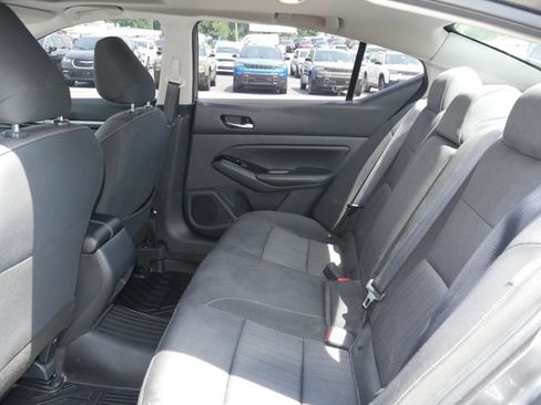 Used 2022 Nissan Altima 2.5 SV w/ SV Premium Package AWD/4WD image 21