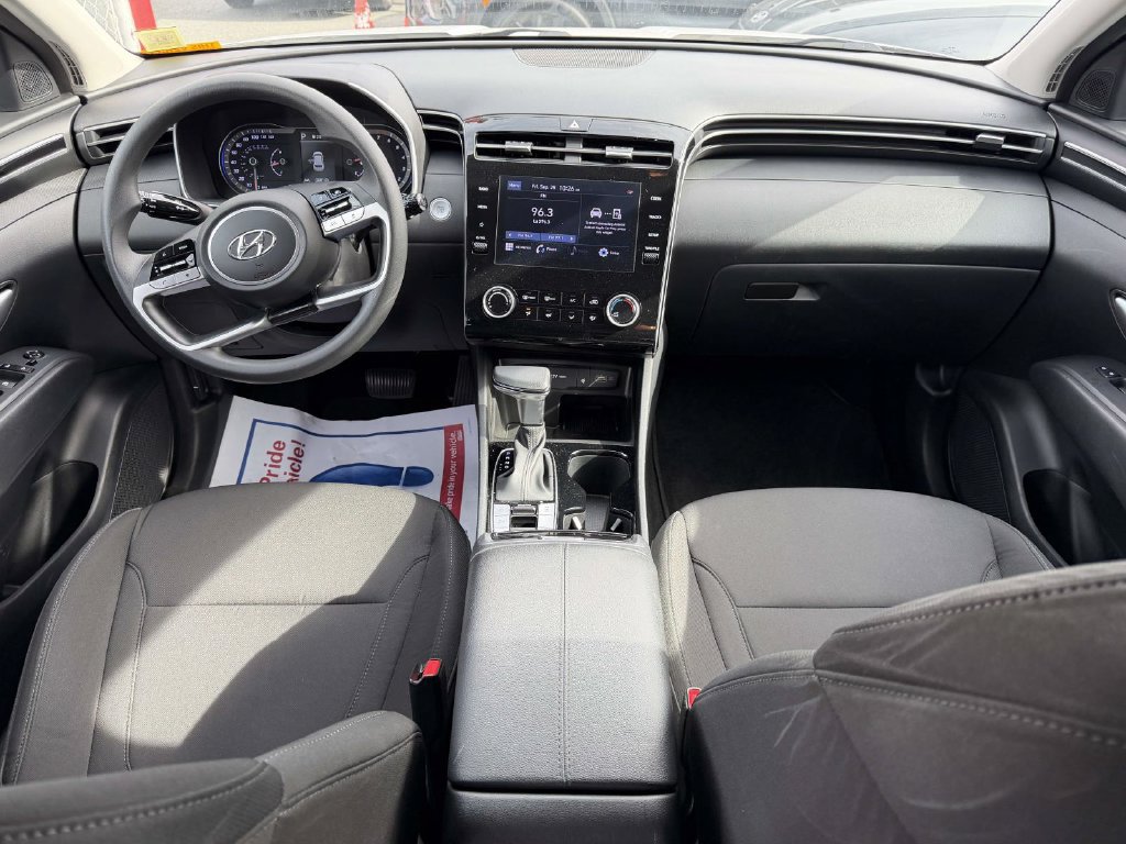 Certified 2023 Hyundai Tucson SEL AWD/4WD image 16