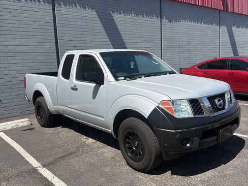 Used 2007 Nissan Frontier XE w/ Preferred Pkg RWD image 1
