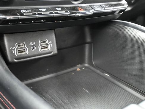 Used 2023 Dodge Durango GT image 30