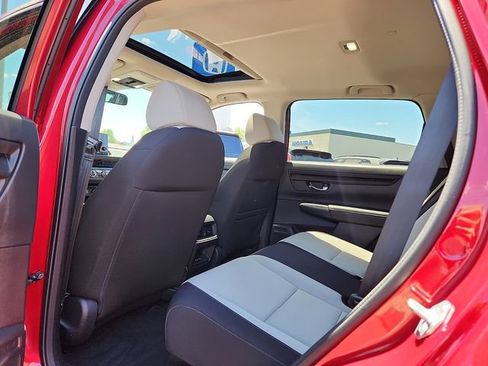 Used 2025 Honda CR-V EX image 10
