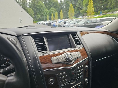 Used 2020 Nissan Armada SL w/ Premium Package AWD/4WD image 25