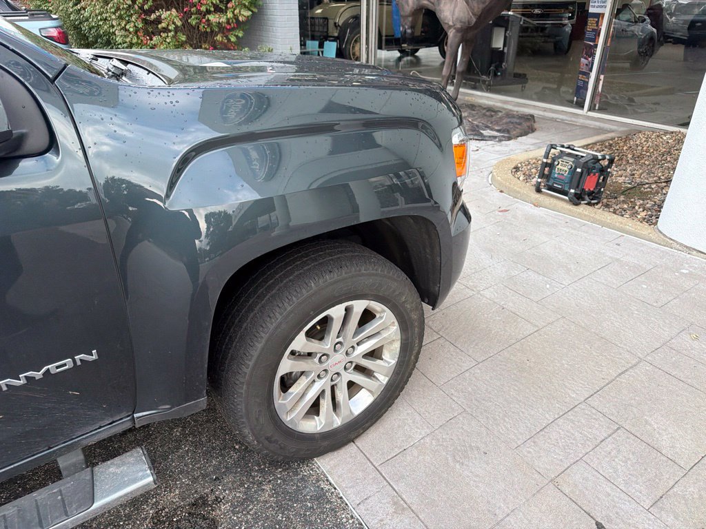 Used 2018 GMC Canyon SLT w/ Driver Alert Package AWD/4WD image 9